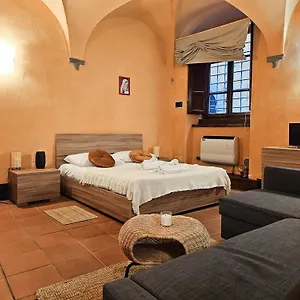 Casa Giovanna - Piazza San Michele Studio! Lucca