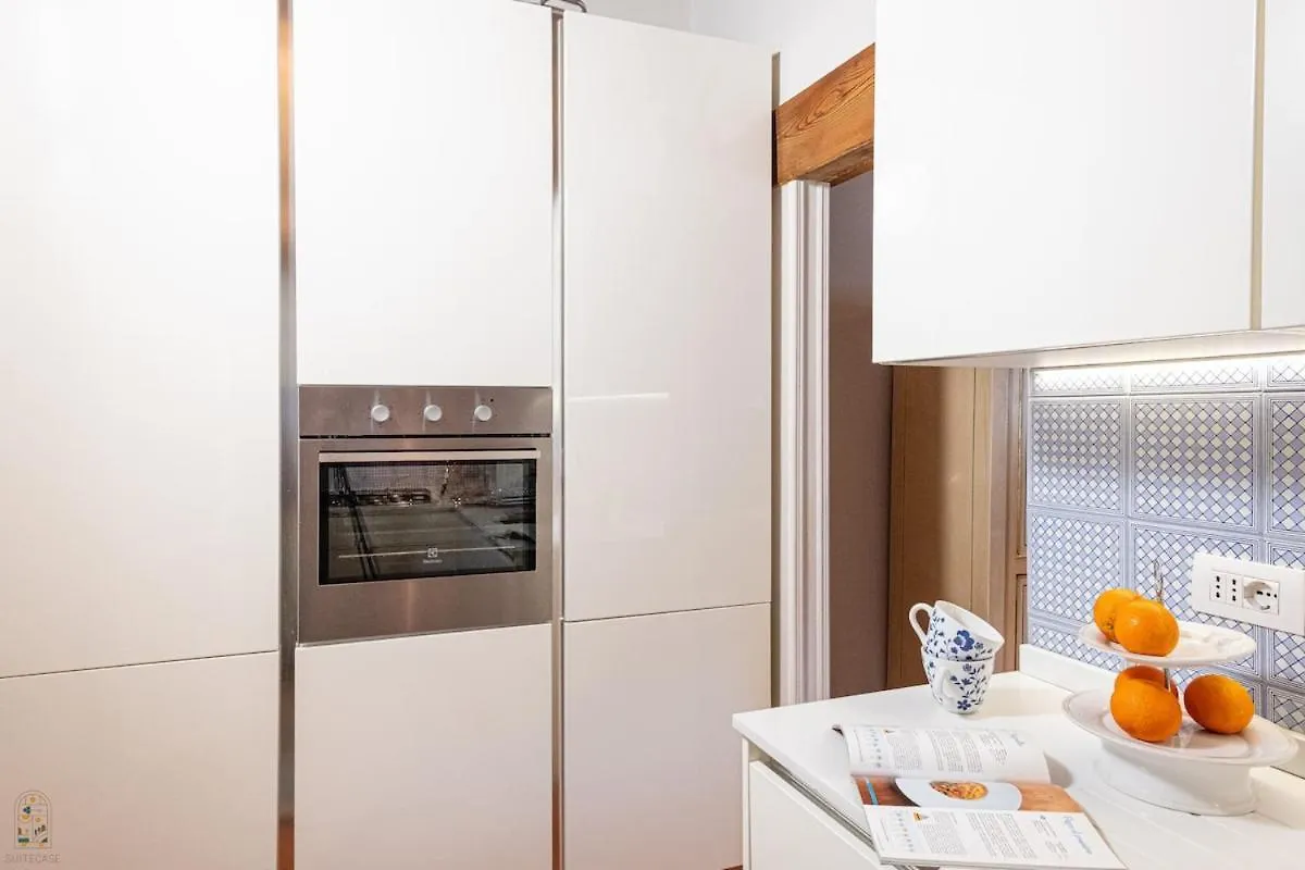 Fiordaliso Apartment Con Balcone Lucca Italy