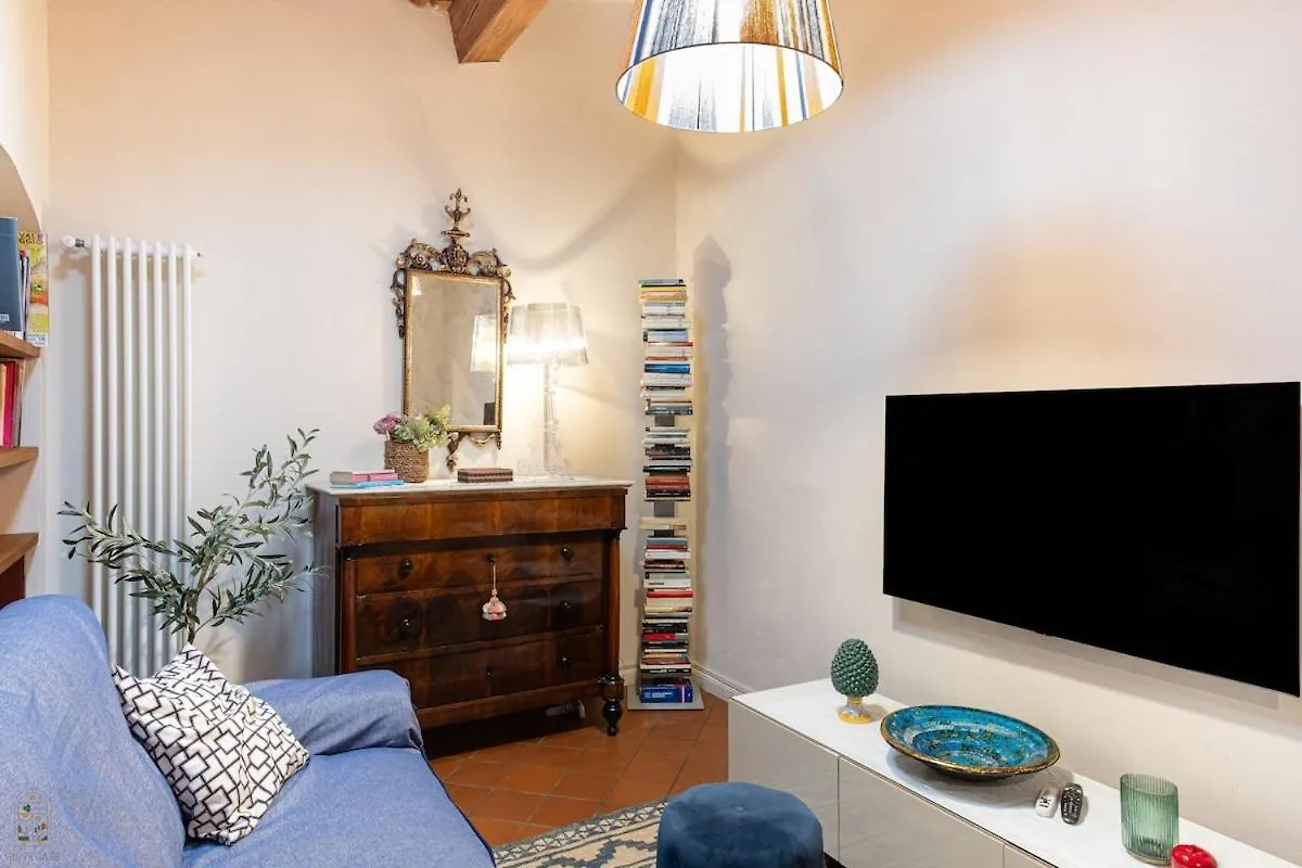 Fiordaliso Apartment Con Balcone Lucca Italy