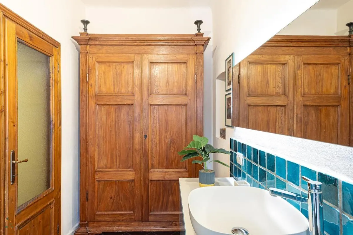 Fiordaliso Apartment Con Balcone Lucca Italy